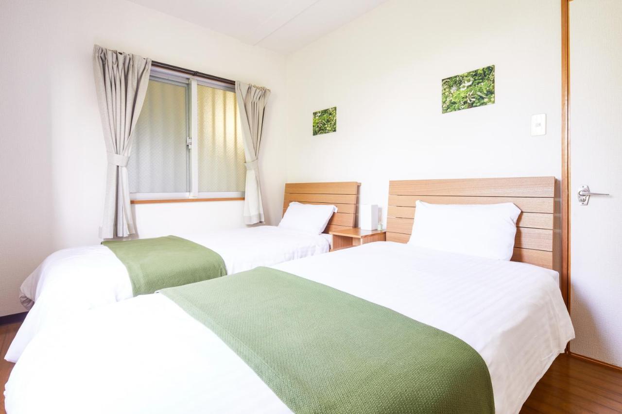 Forest Hills Of Yanbaru Motobu Ngoại thất bức ảnh